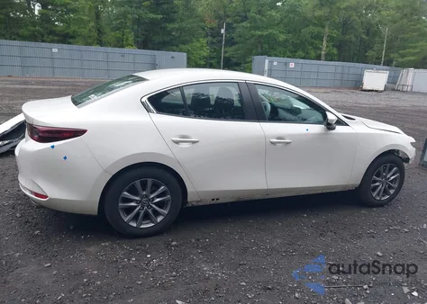 2021 Mazda Mazda3 2.5 S z USA, uszkodzony, nr VIN JM1BPAAL3M1313269